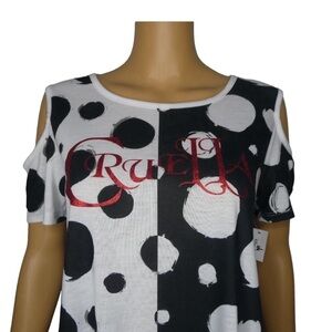 Disney Cruella DeVil Cold Shoulder
101 Dalmatians Size Small